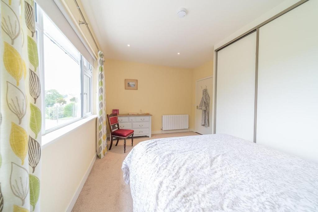 2 Bed Waterfront Property - Close To Courtmacsherry Cork Bagian luar foto